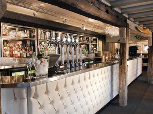 The Blue Anchor Hotel Feering Eksteriør billede